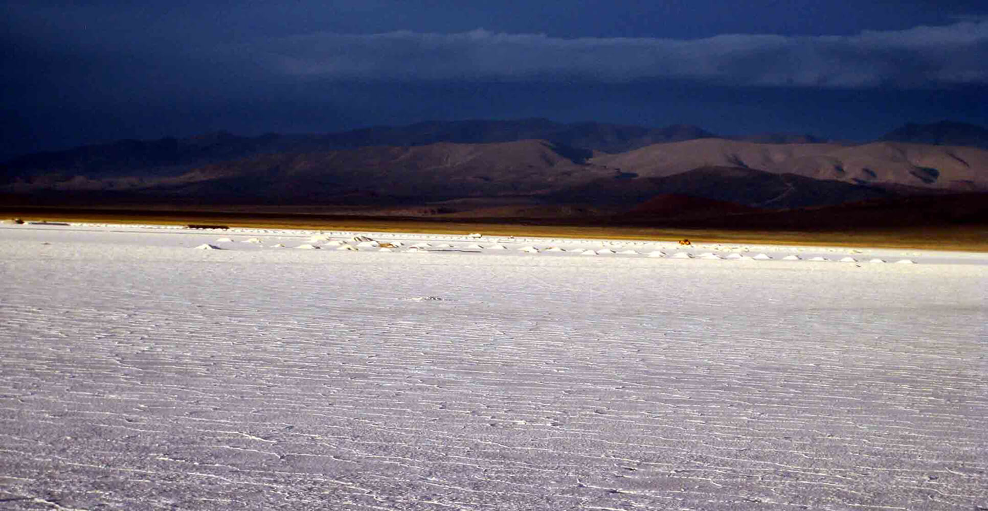 1709-salar-at-sunset